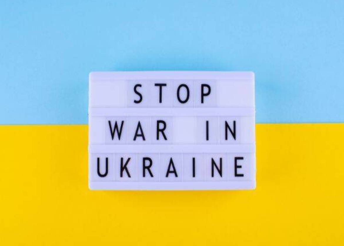 Krwawa wojna, której nikt nie chce: Analiza konfliktu zbrojnego na Ukrainie